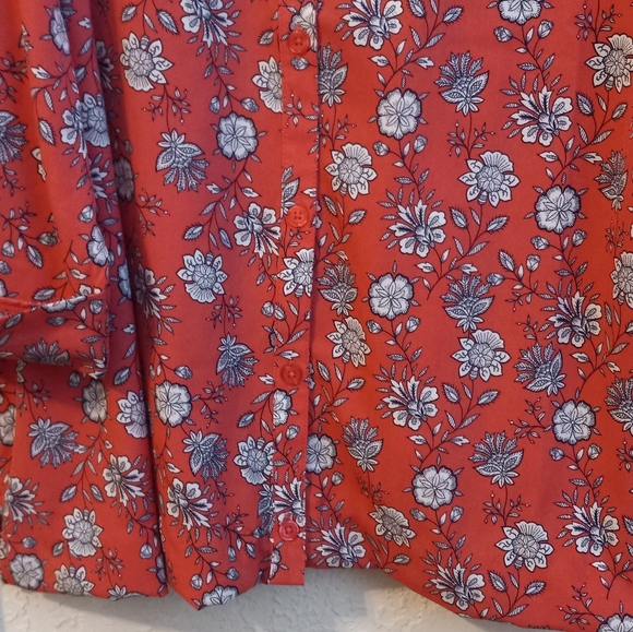 Catherine's Plus Size Floral Blouse - Picture 4 of 8